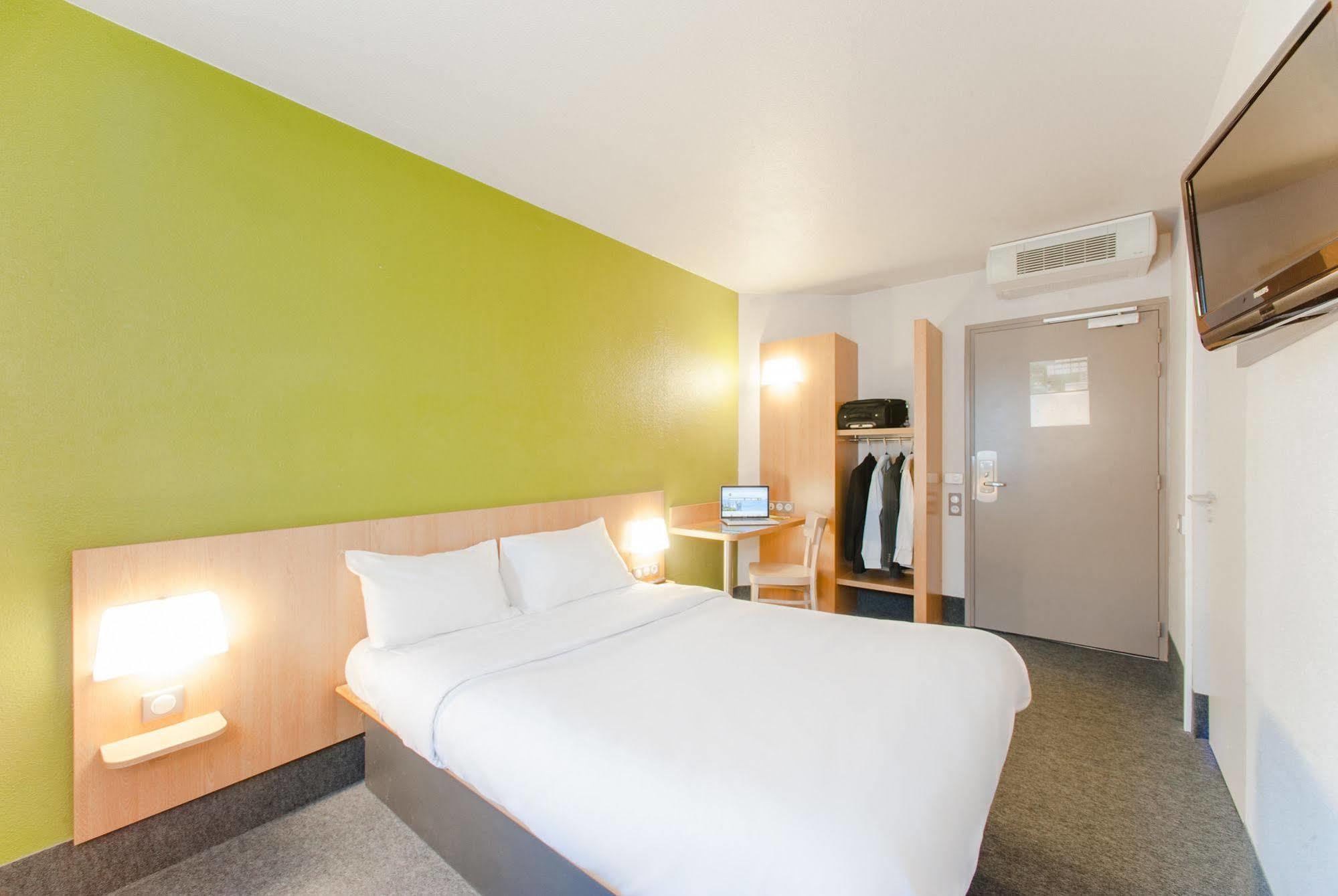 B&B Hotel Troyes Saint-Parres-Aux-Tertres Eksteriør billede