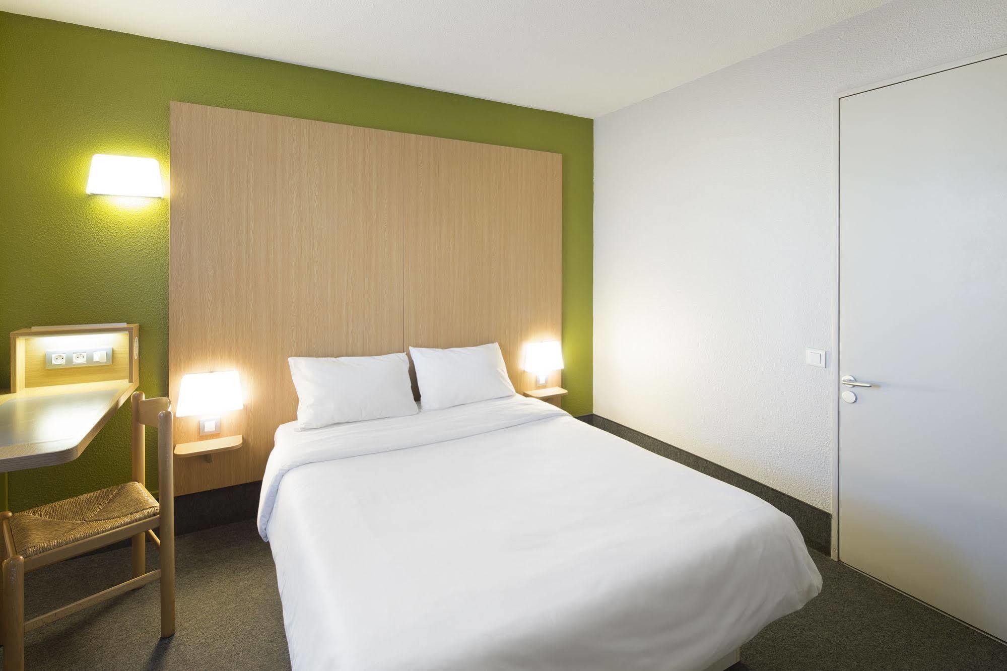 B&B Hotel Troyes Saint-Parres-Aux-Tertres Eksteriør billede